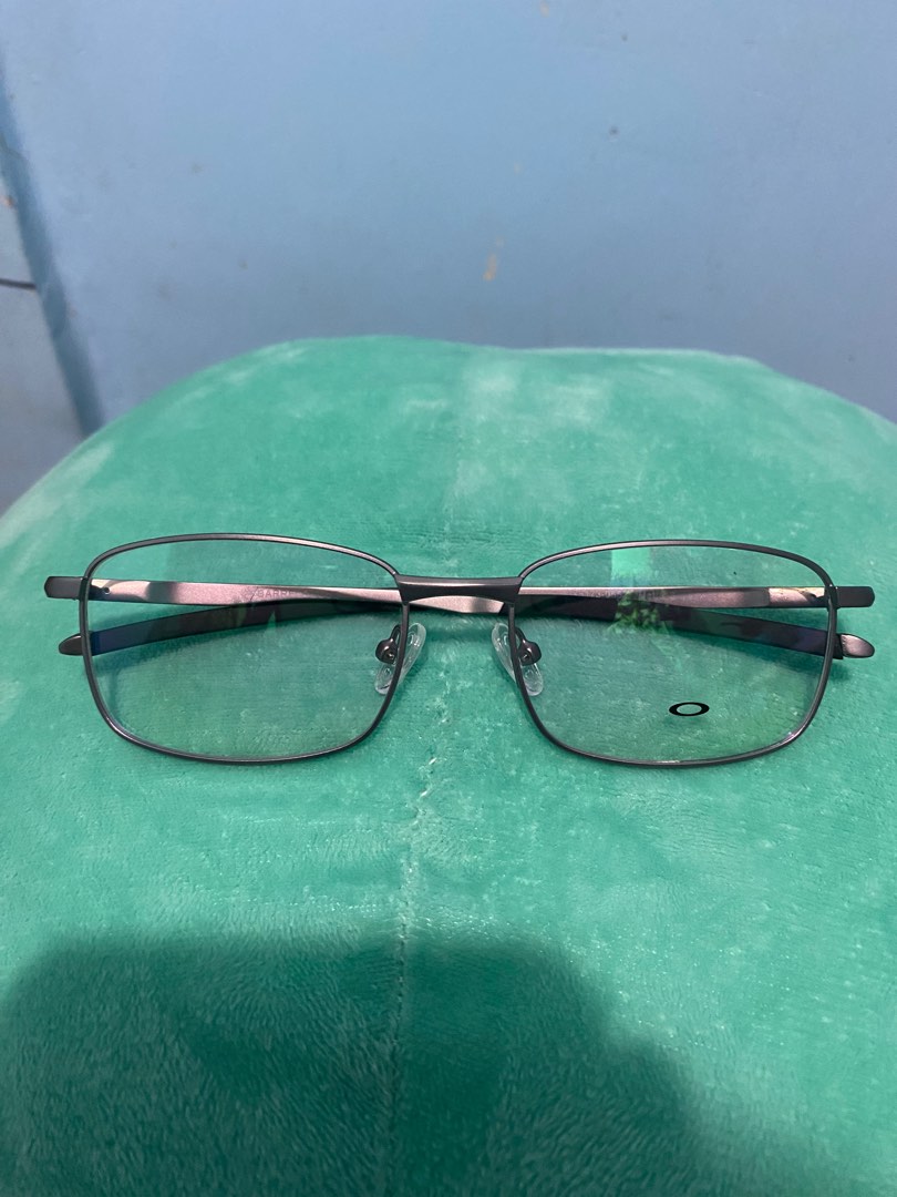 Oakley frame, Women's Fashion, Watches & Accessories, Sunglasses