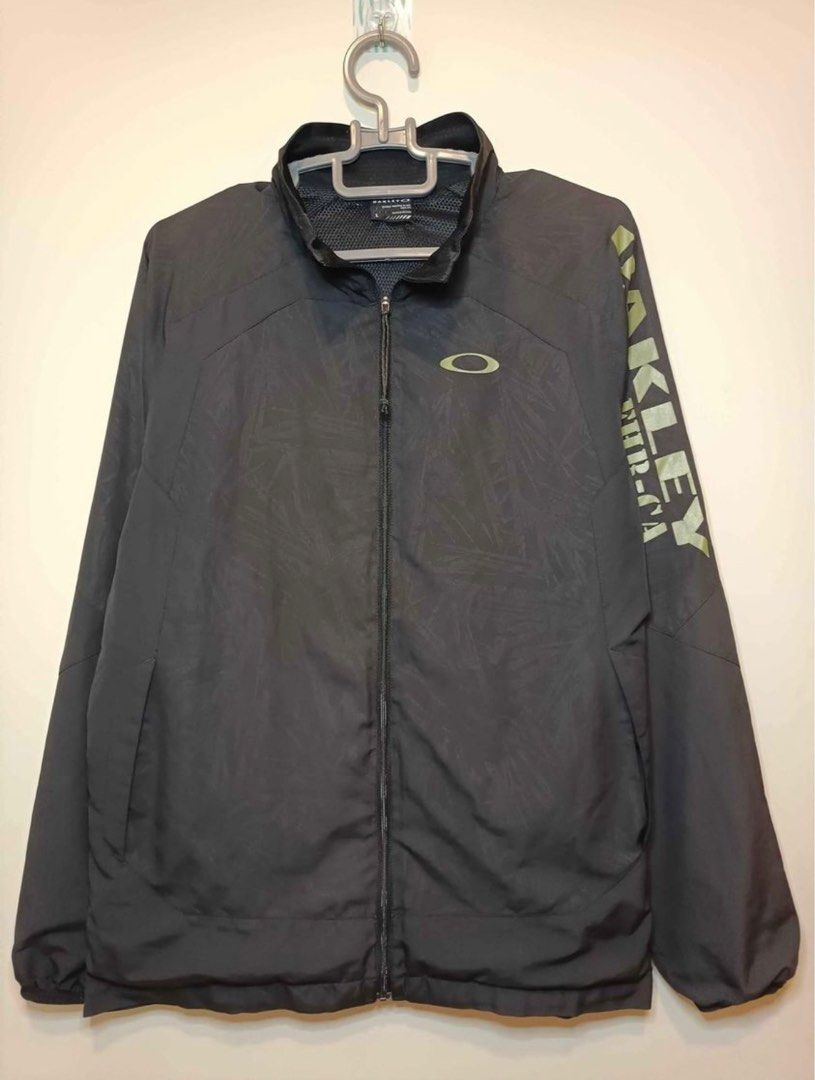 Oakley sales windbreaker jacket