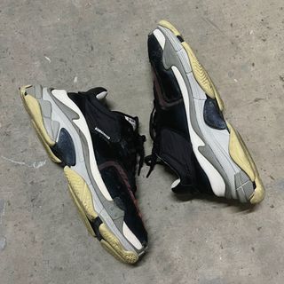 [Original] Balenciaga Triple S “Black Burgundy White”