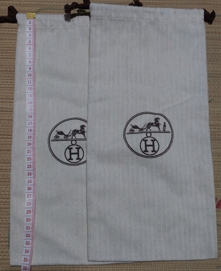HERMES Sac à poussière Housse Dustbag 21,5 x 22 cm