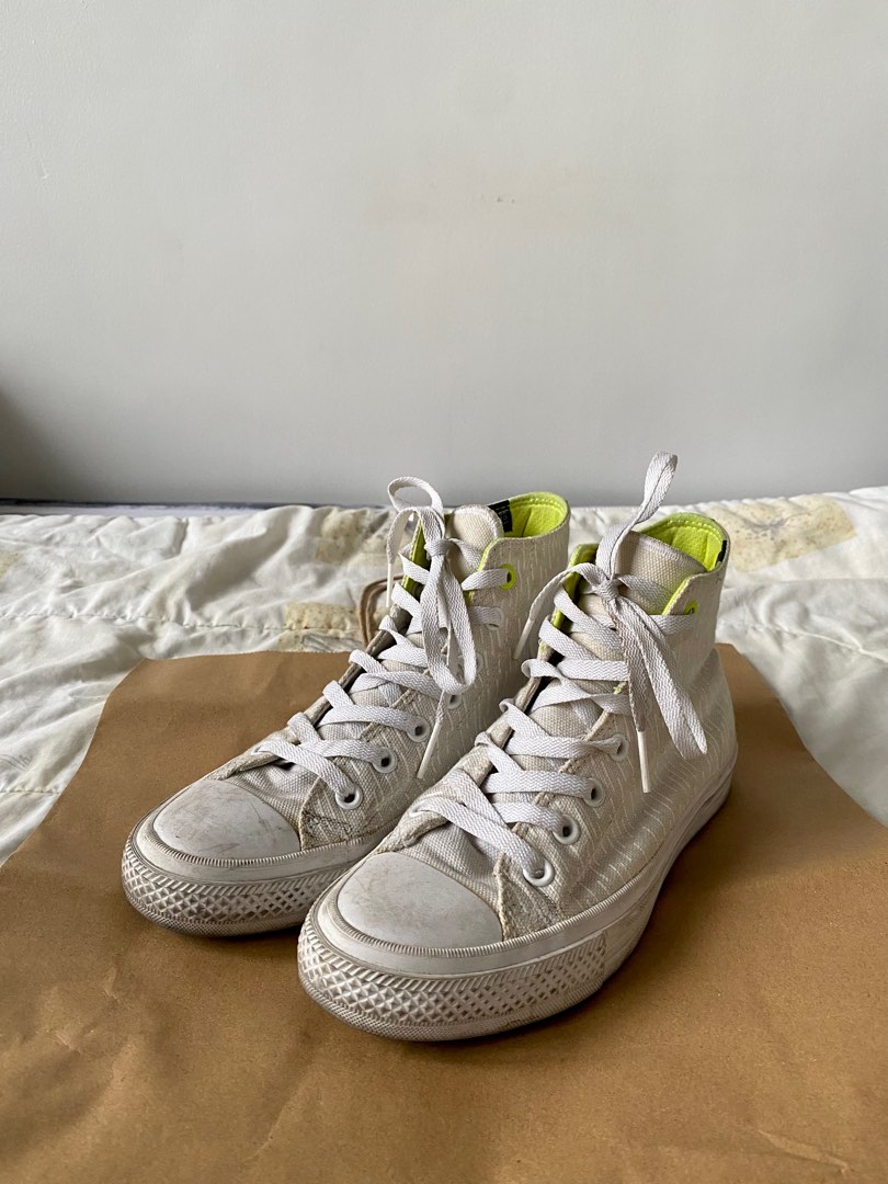 Original White Converse (High-Cut Chucks II) on Carousell