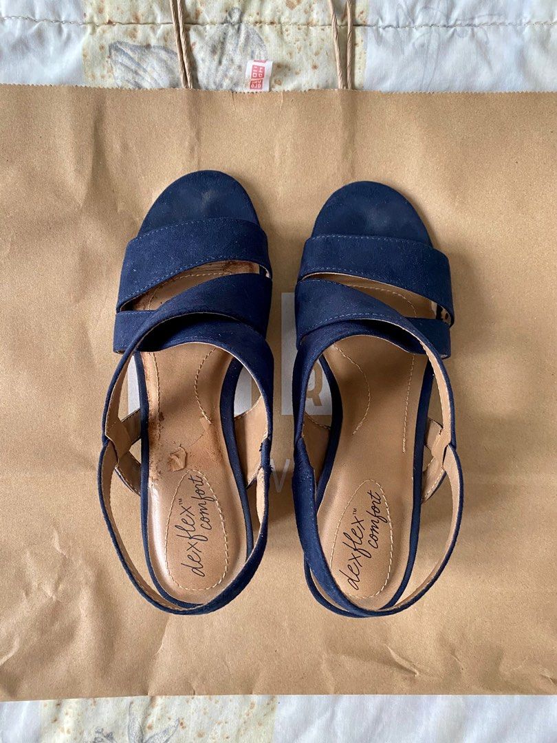 Dexflex comfort wedge sandals hot sale
