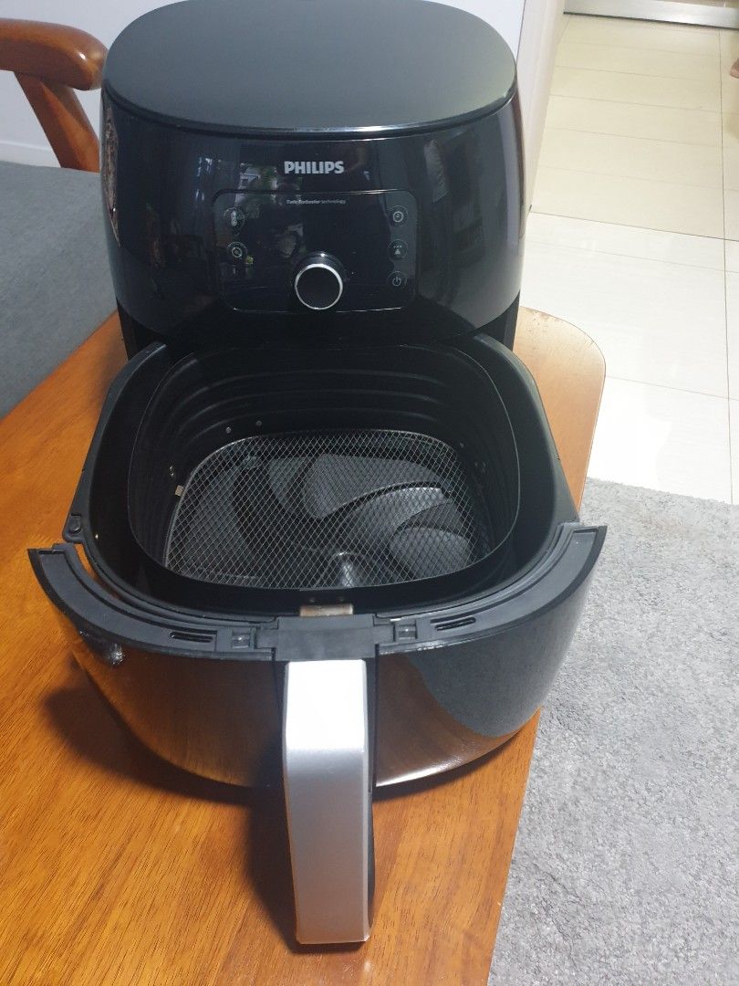 Philips Airfryer, TV & Home Appliances, Kitchen Appliances, Fryers on