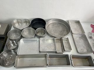 Preloved Baking Pans