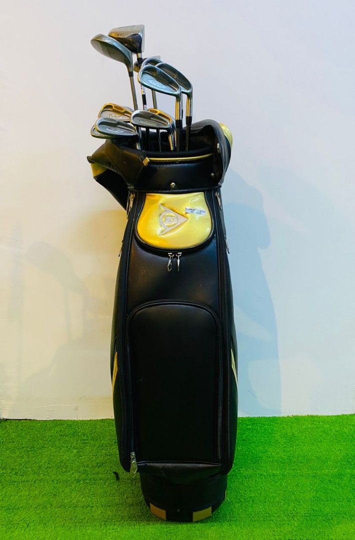 Junior Tourstage club Yonex stand bag, Sports Equipment, Sports & Games,  Golf on Carousell