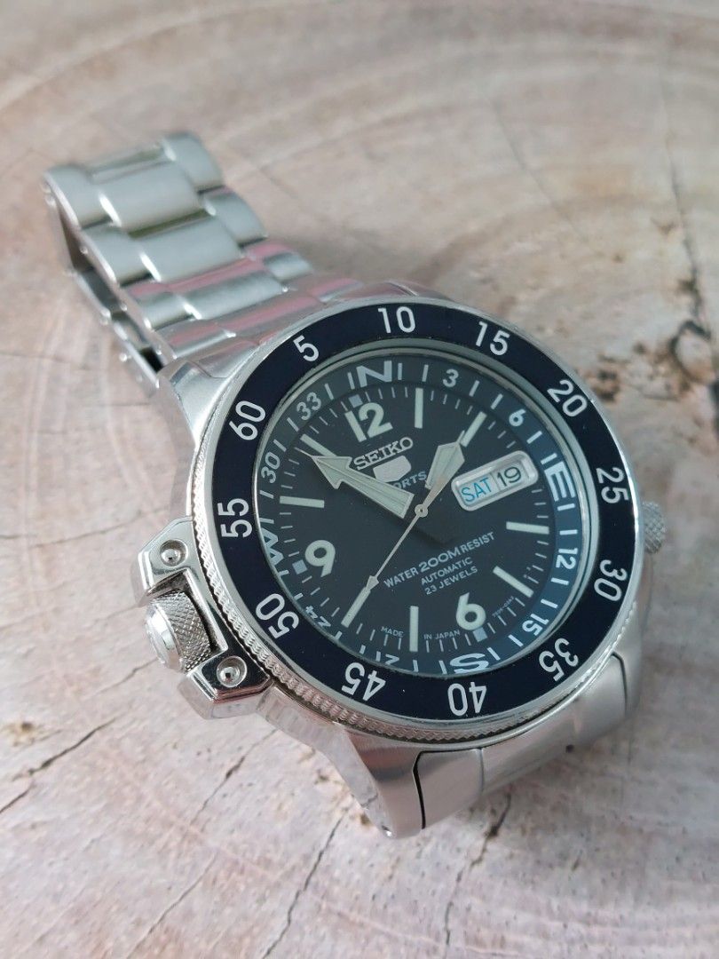 Seiko calibre 7s36 shop