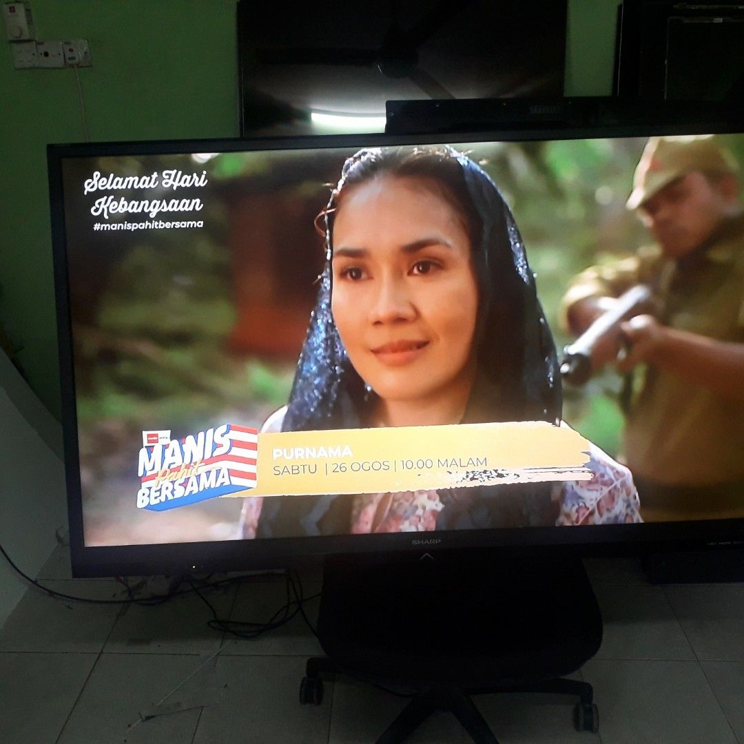 Sharp 60 inch fullhd, TV & Home Appliances, TV & Entertainment, TV on