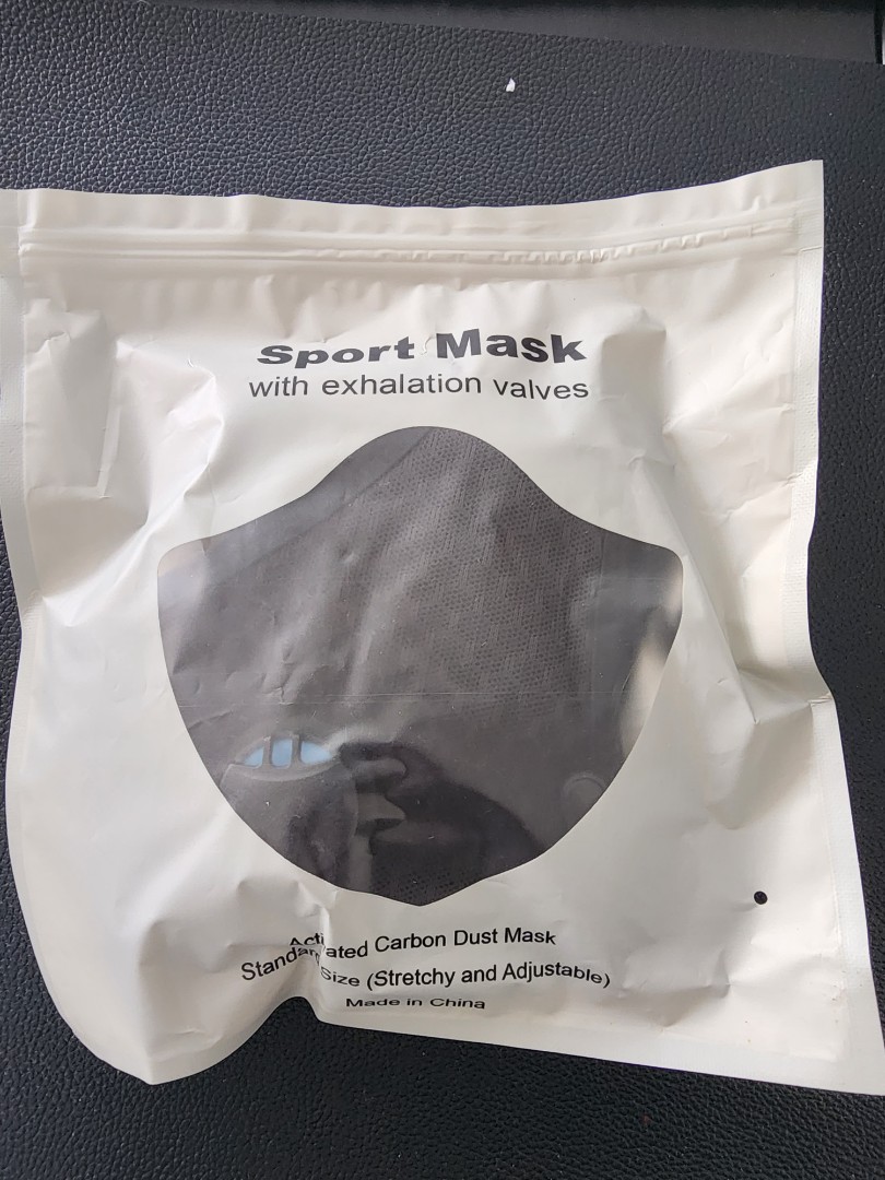 sports mask with exhalation valves