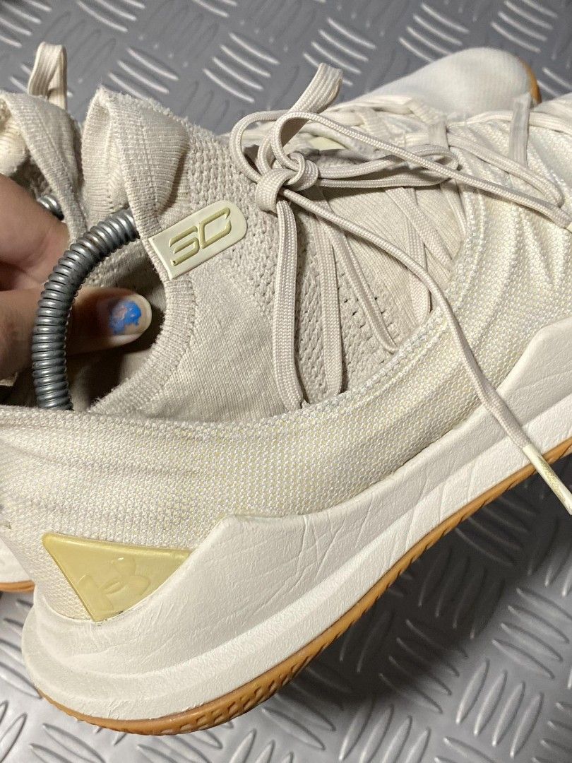STEPHEN CURRY 5 UNDER ARMOUR, Men's Fashion, Footwear, Casual Shoes on  Carousell