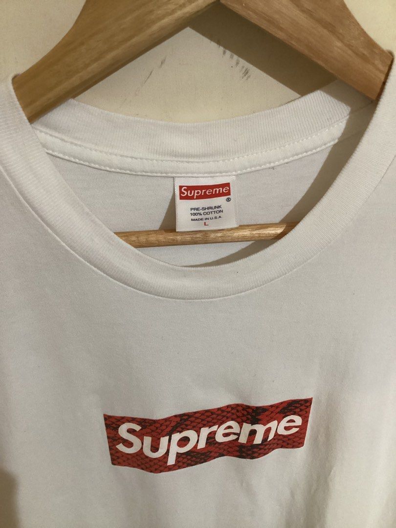 Supreme grid box logo 2025