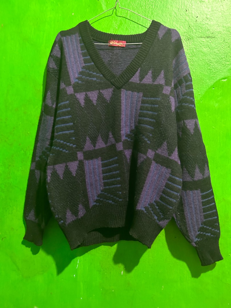 sweater vintage ungu hitam on Carousell