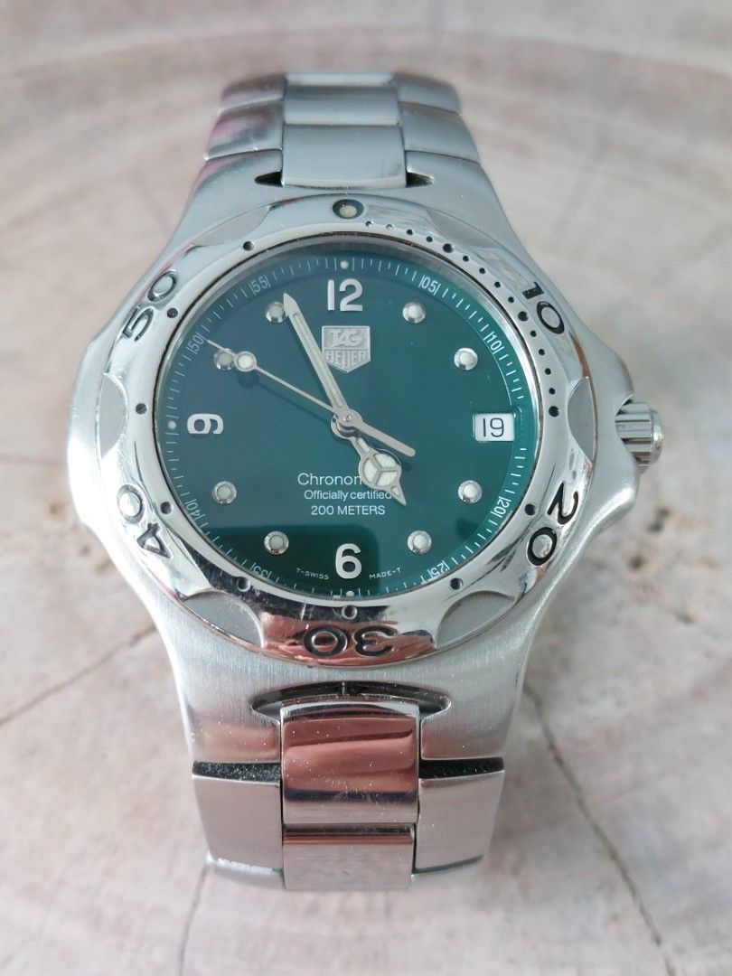 Chronometer outlet tag heuer
