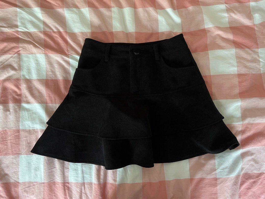 Black corduroy store skirt 48
