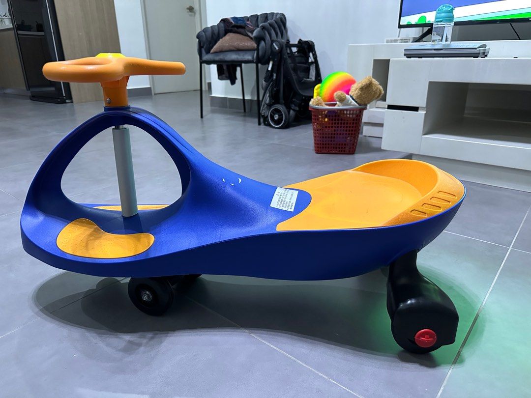 Toy shop cycle car