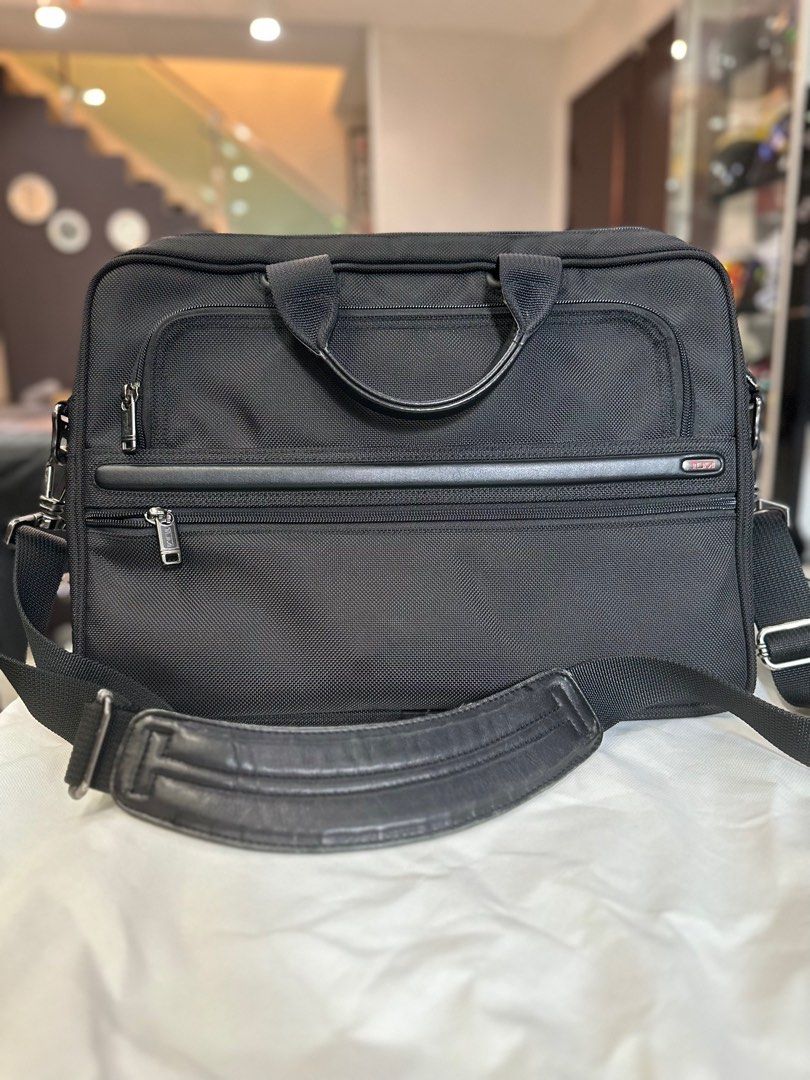 Tumi nylon hot sale laptop bag