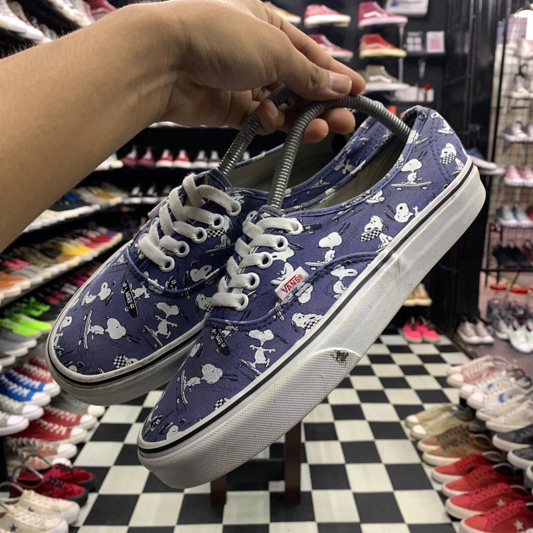 Vans Authentic x Peanuts Men s Fashion Footwear Sneakers on