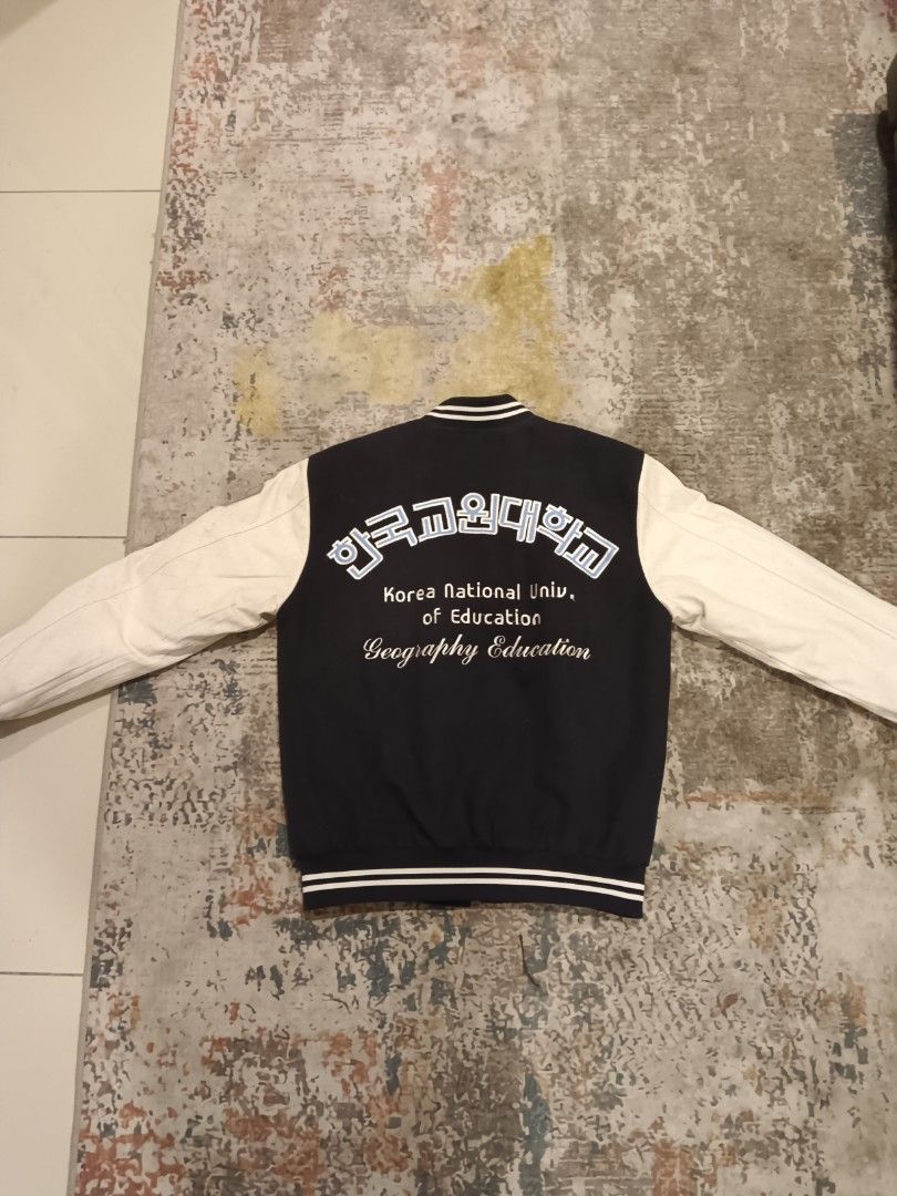 Supreme outlet geography jacket