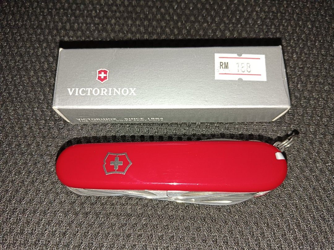 1.4713 victorinox hotsell