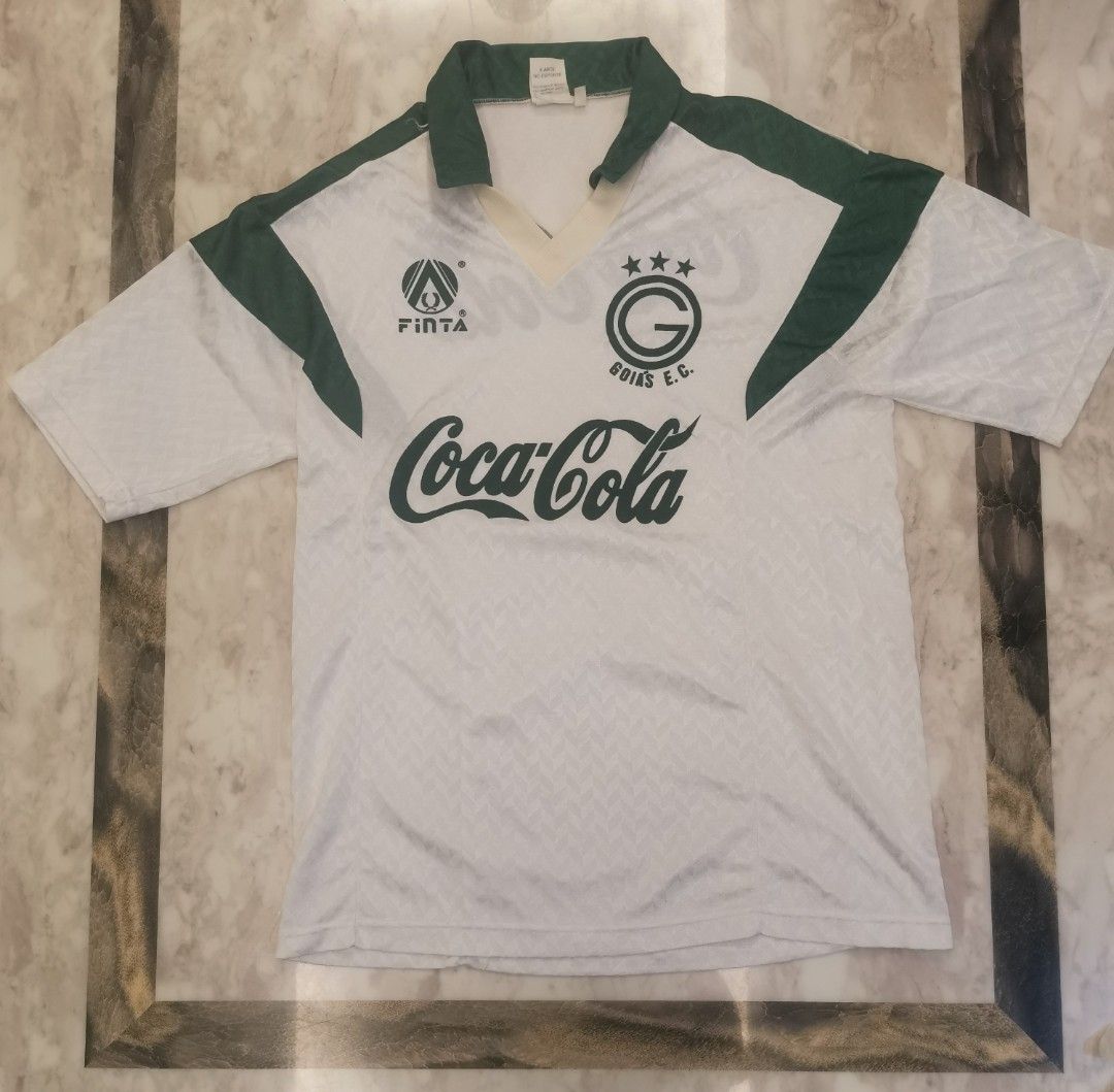 Vintage Liverpool 1993-94 Adidas Away Jersey S, Sports Equipment, Other  Sports Equipment and Supplies on Carousell