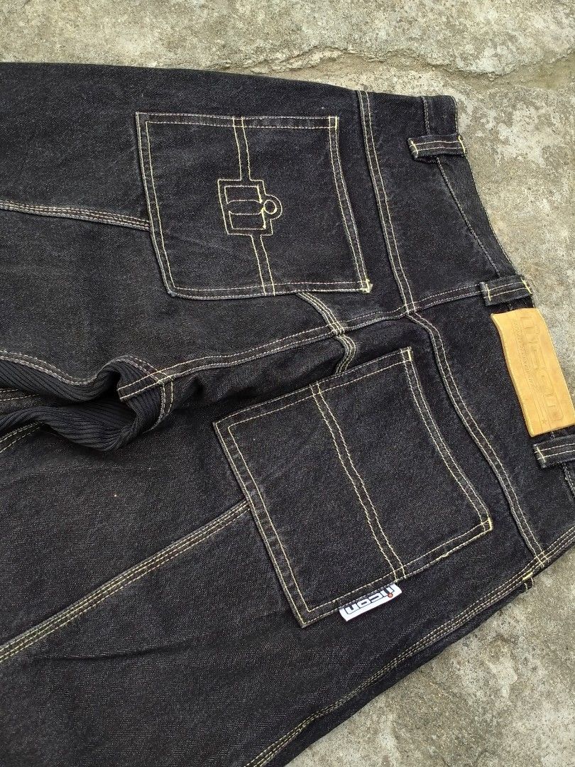 Vintage icon recon pants on Carousell