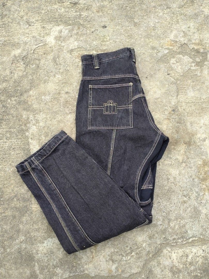 Vintage icon recon pants on Carousell