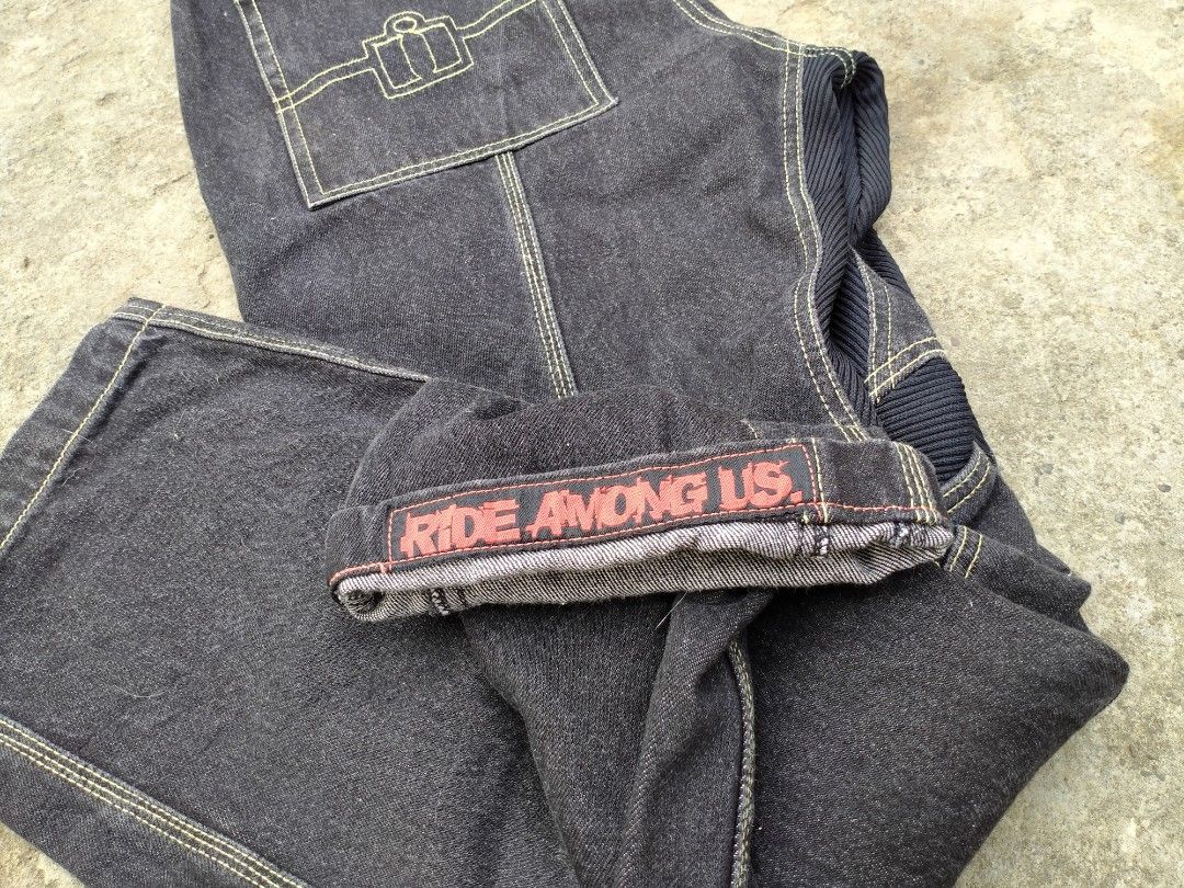 Vintage icon recon pants on Carousell