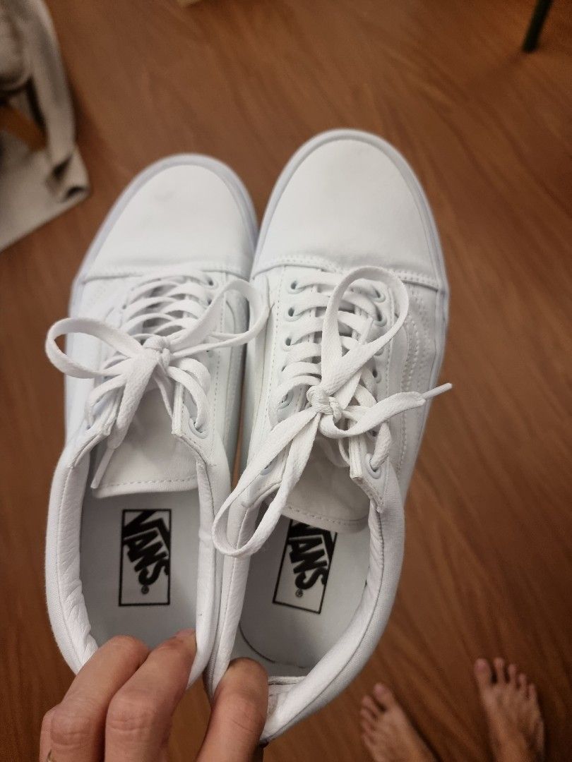 White vans cheap without laces