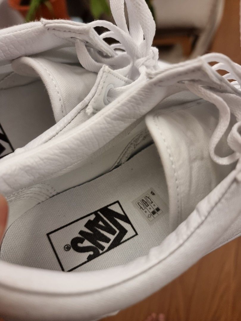 White Vans Like New Men s Fashion Footwear Casual shoes on