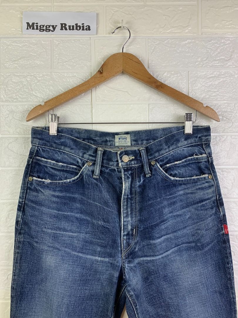 WTAPSS (Category: Jeans) located in Cabanatuan. Submitted by Cruel.Thrift.PH (Listing ID 1250585484, Image 3). Description: WTAPSS * MEDIUM / 32 * LENGTH - 41 * OPEN LEG - 8 * VERY GOOD CONDITION * ISSUE - MAY KONTI TASTAS SA MAY LAYLAYAN * P 680 + SHIPPING FEE.