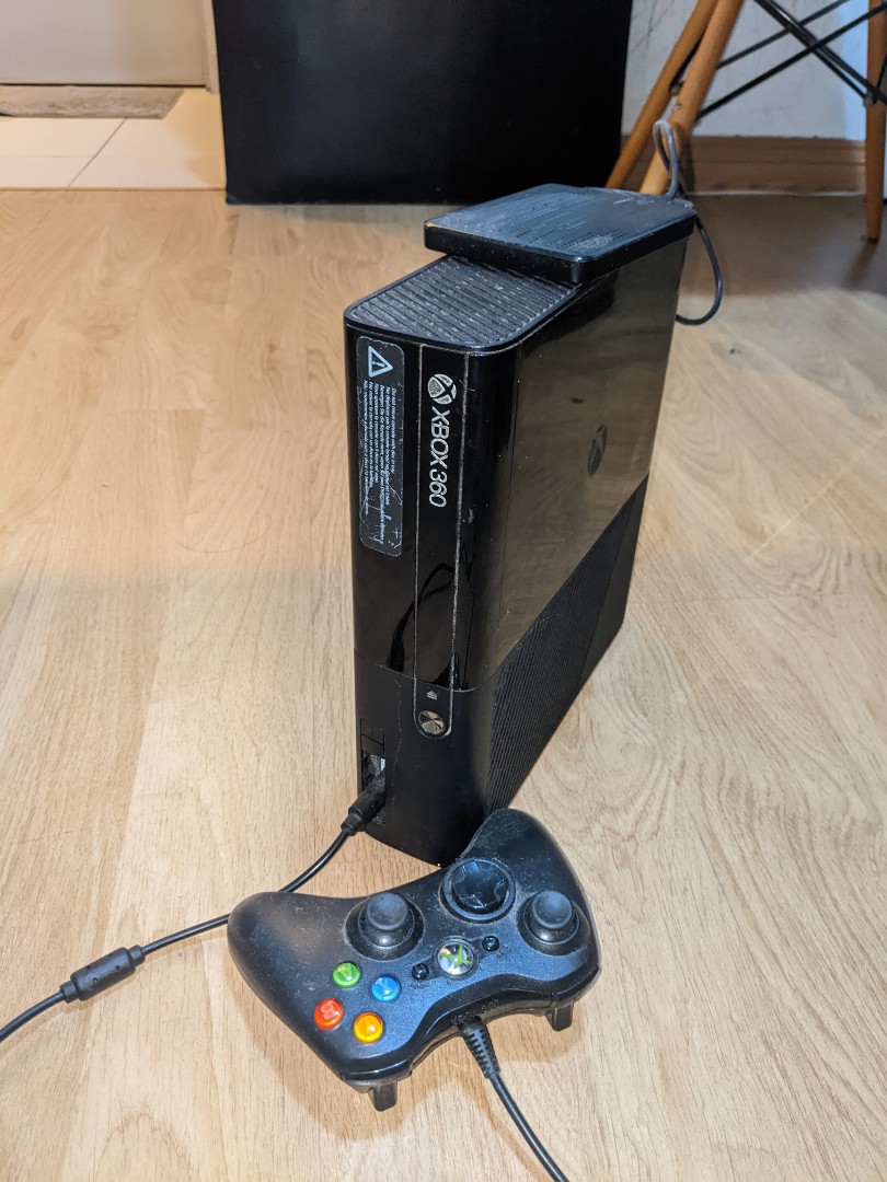 Xbox 360 + HDD, Video Gaming, Video Game Consoles, Xbox on Carousell