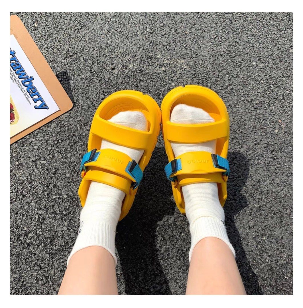 Cute yellow top sandals