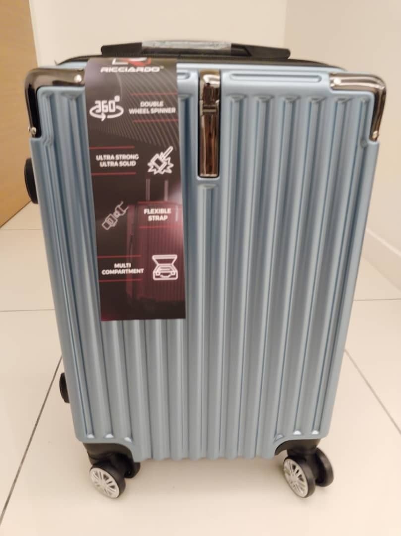 Ricciardo clearance luggage price