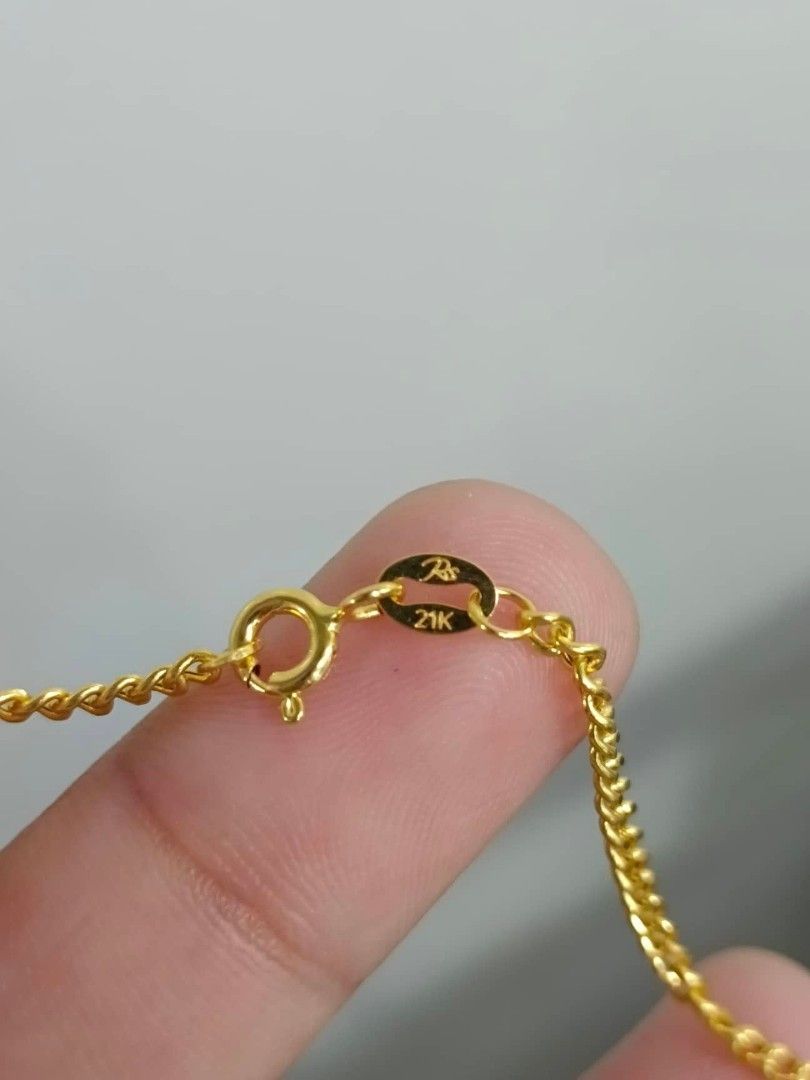 Bracelet solid 21k Saudi gold | Instagram