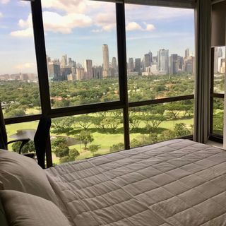2-Bedroom BGC Condo For Rent - with golf course view