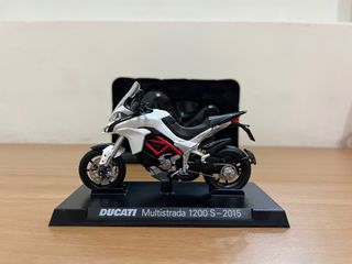 由 Tomshop (刊登 ID 1250896695，圖片 1) 提交，位於 的 (類別：)，說明：。