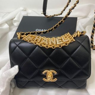 （分類：）位於 。 由 croissantt_ 提交（商品編號 1250802639，圖片 1）。簡介： 。