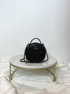 （分類：）位於 。 由 croissantt_ 提交（商品編號 1250803293，圖片 1）。簡介： 。