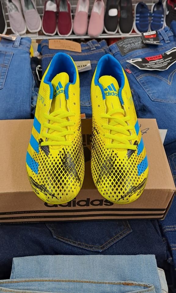 adidas football shoes, Men's Fashion, Footwear, Boots on Carousell