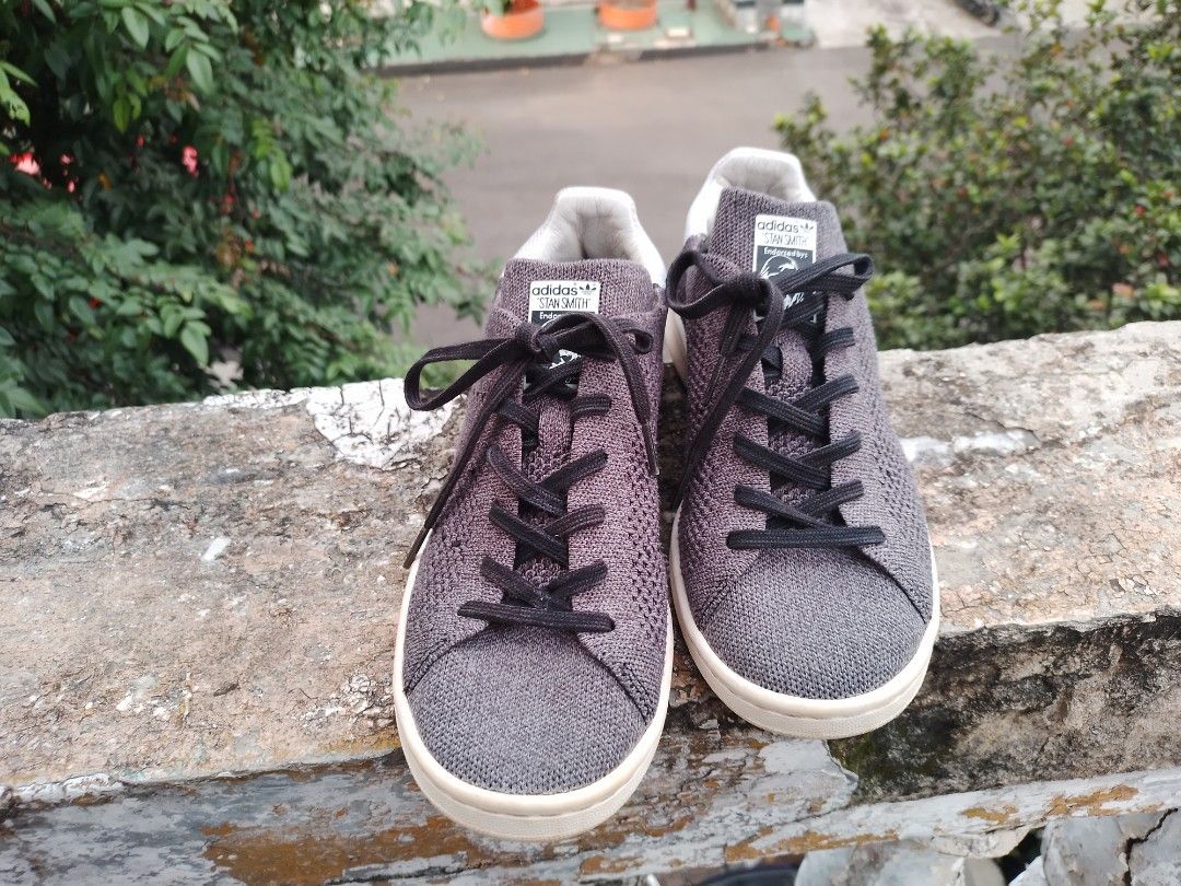 Adidas Stan Smith Grey Knit size 40, Fesyen Pria, Sepatu , Sneakers di  Carousell