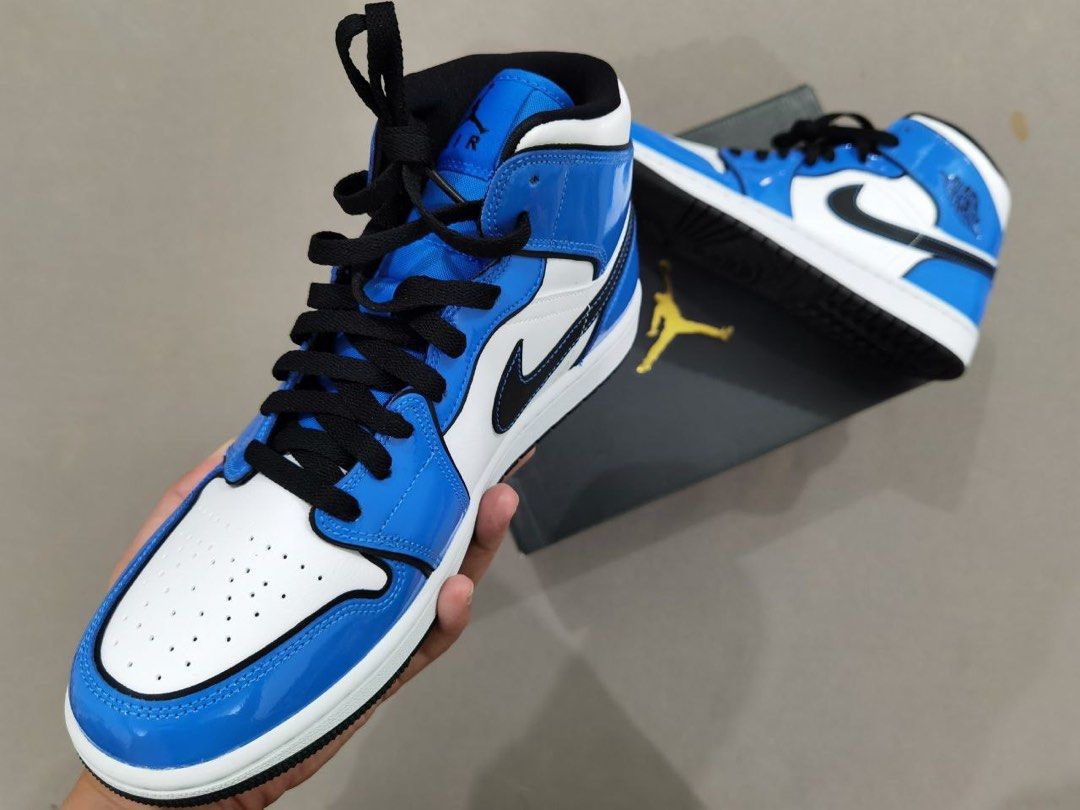 Air Jordan 1 Mid SE