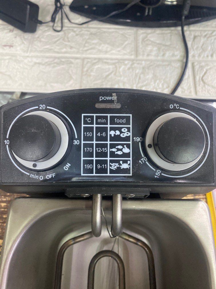 Anko Deep Fat Fryer Stainless, TV & Home Appliances, Kitchen Appliances