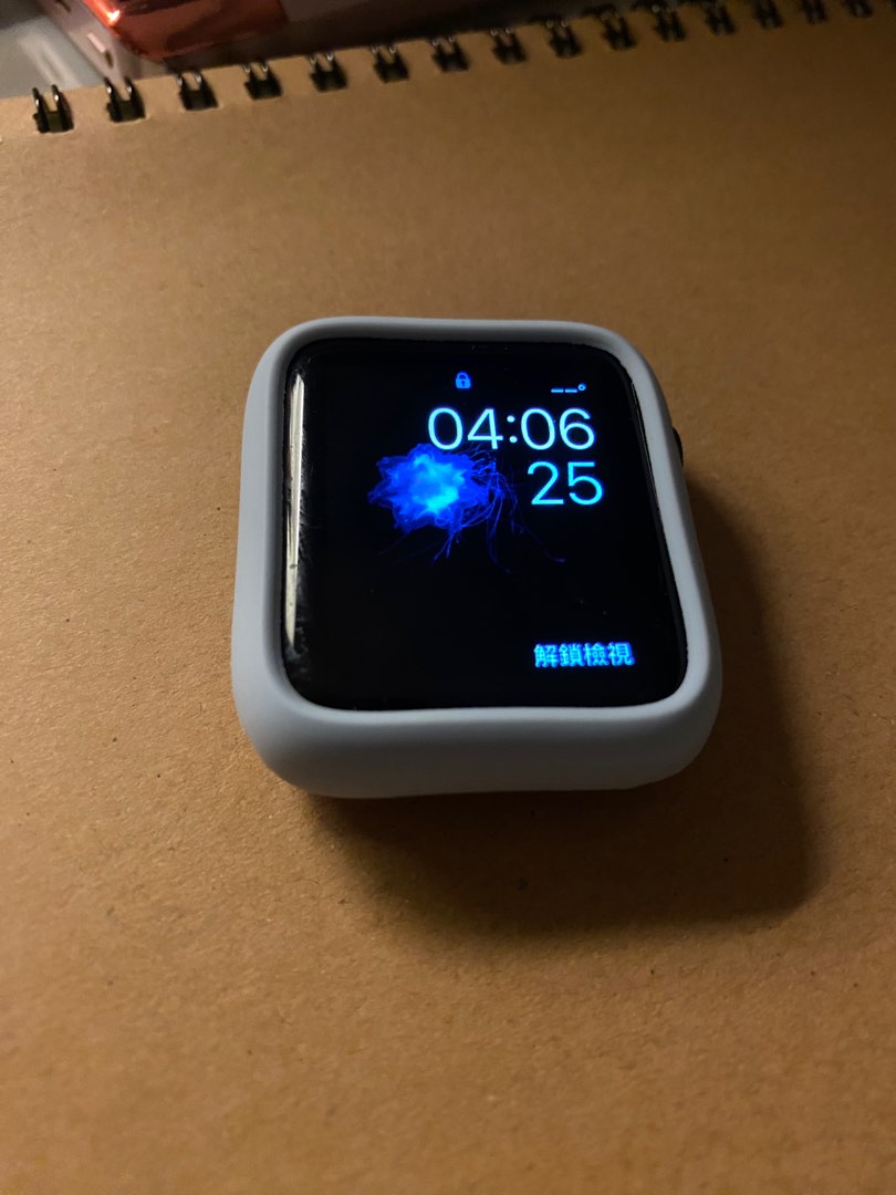 放Apple Watch Series 2 42mm, 手提電話, 智能穿戴裝置及智能手錶