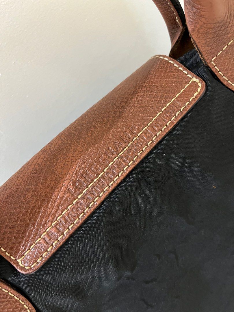 AUTHENTIC Le Pliage Original Longchamp Short Handle (Category: Luxury Bags & Wallets) located in Santo Tomas. Submitted by kxgzkz (Listing ID 1250896181, Image 3). Description: .