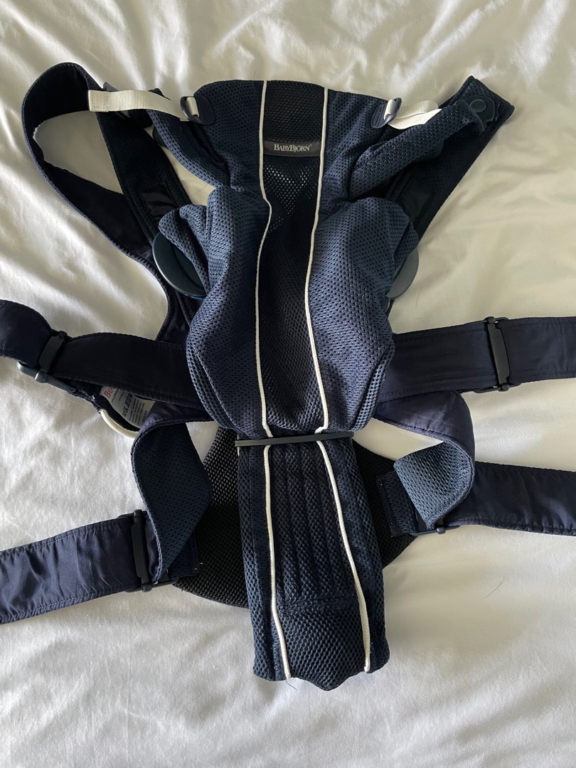 Baby Bjorn Carrier, Babies & Kids, Going Out, Carriers & Slings on