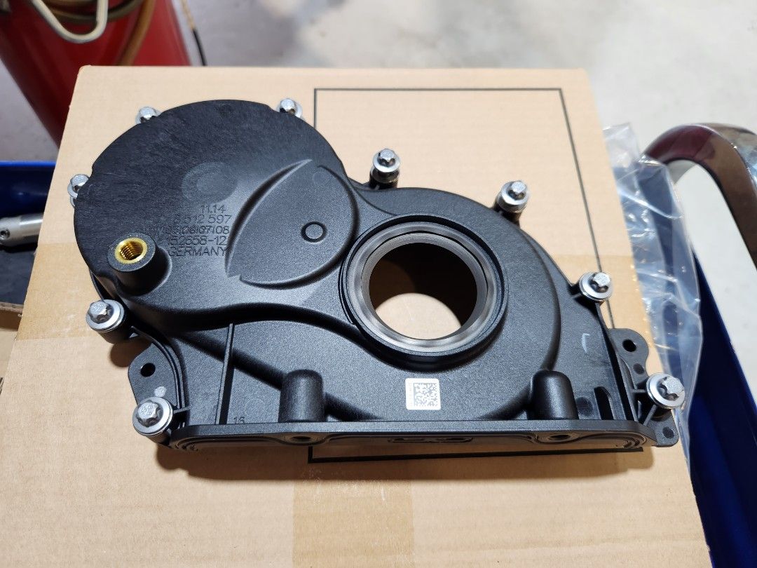 BMW F46 216D Servicing Using Liqui Moly 5W40,Oil Filter, Change Fan