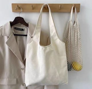 (Category: ) located in . Submitted by tzshops (Listing ID 1250880745, Image 1). Description: .