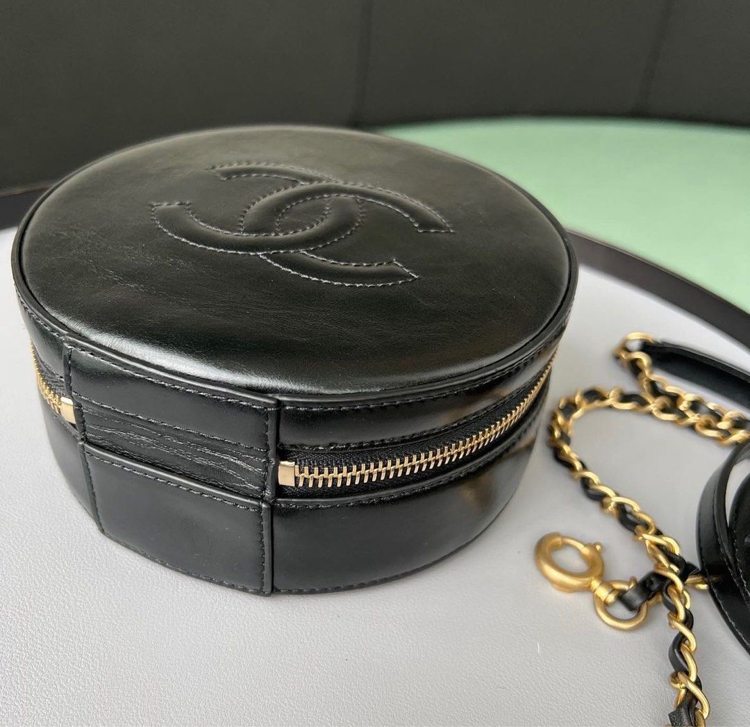Chanel Round As Earth Calfskin Black / Ghw, Luxury, Bags & Wallets On  Carousell