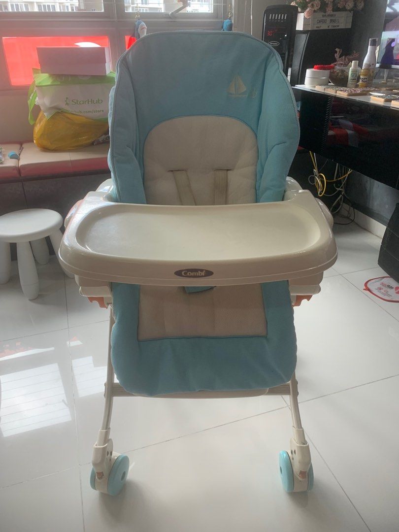 Combi Rocking High Chair, Babies & Kids, Nursing & Feeding, Baby High Chairs on Carousell