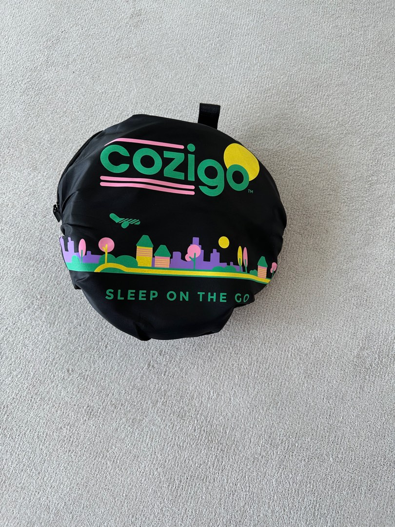 Cozigo Pram and Cover, Babies & Kids, Going Out, Other Babies