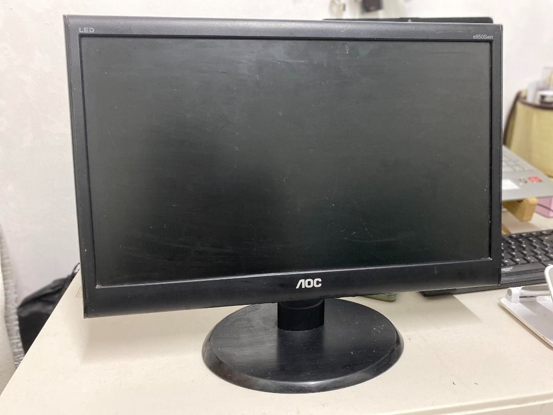 Desktop Monitor, Computers & Tech, Desktops on Carousell